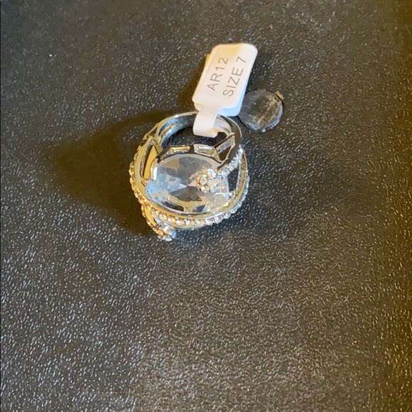 Ring - Picture 1 of 3